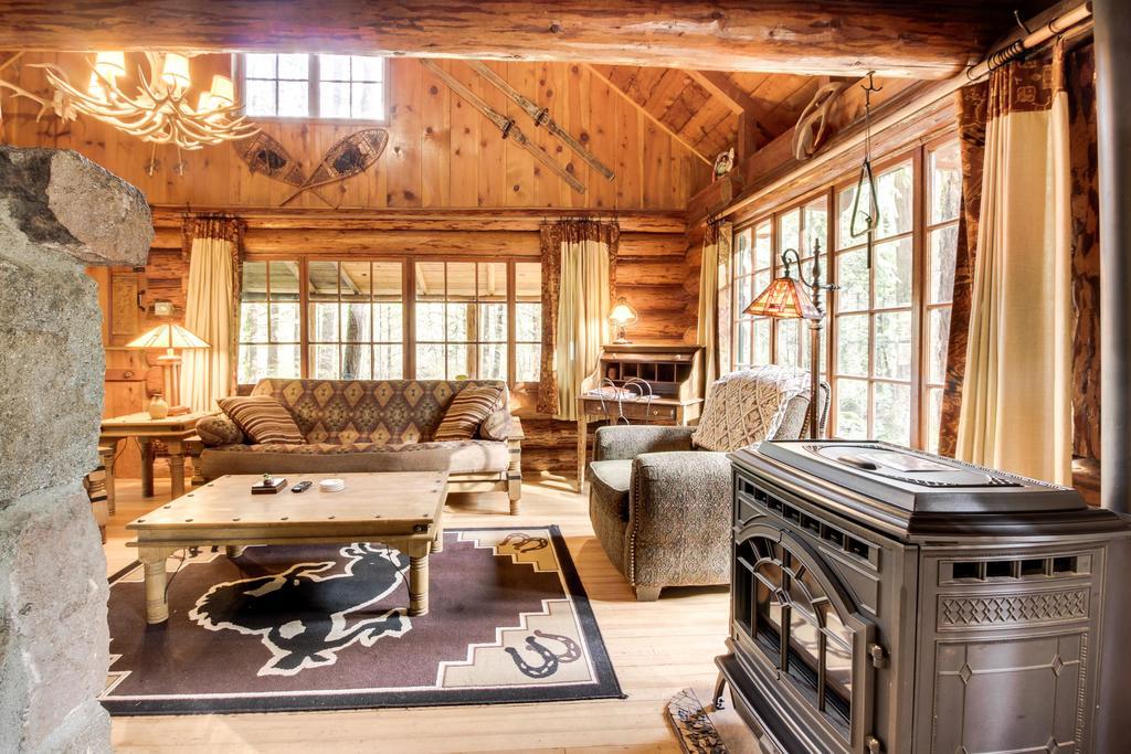 Zoe'S Log Cabin Welches Ngoại thất bức ảnh