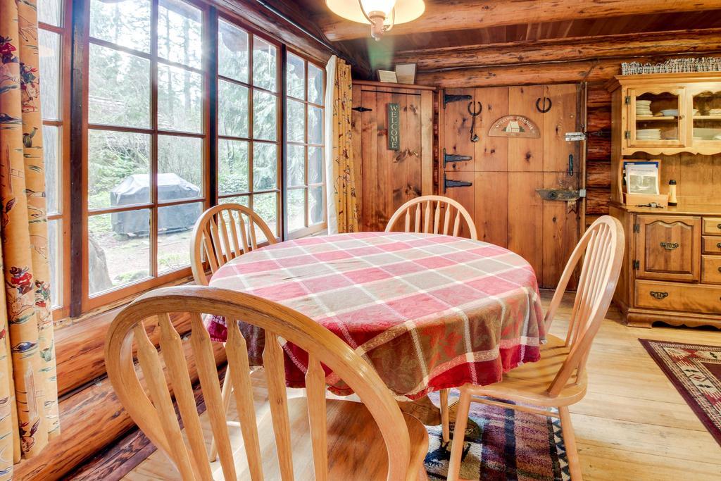 Zoe'S Log Cabin Welches Ngoại thất bức ảnh
